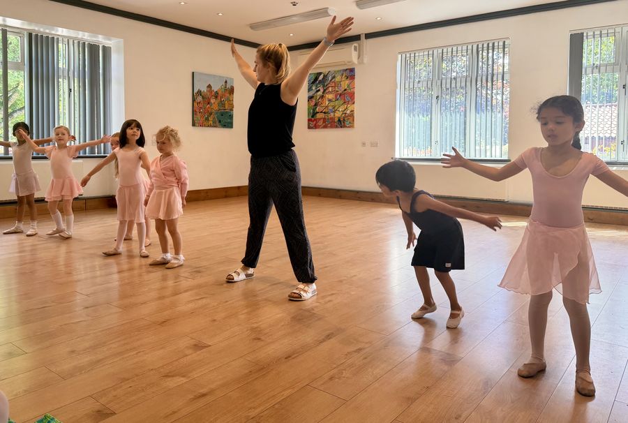 A pre-primary class at Haslewey